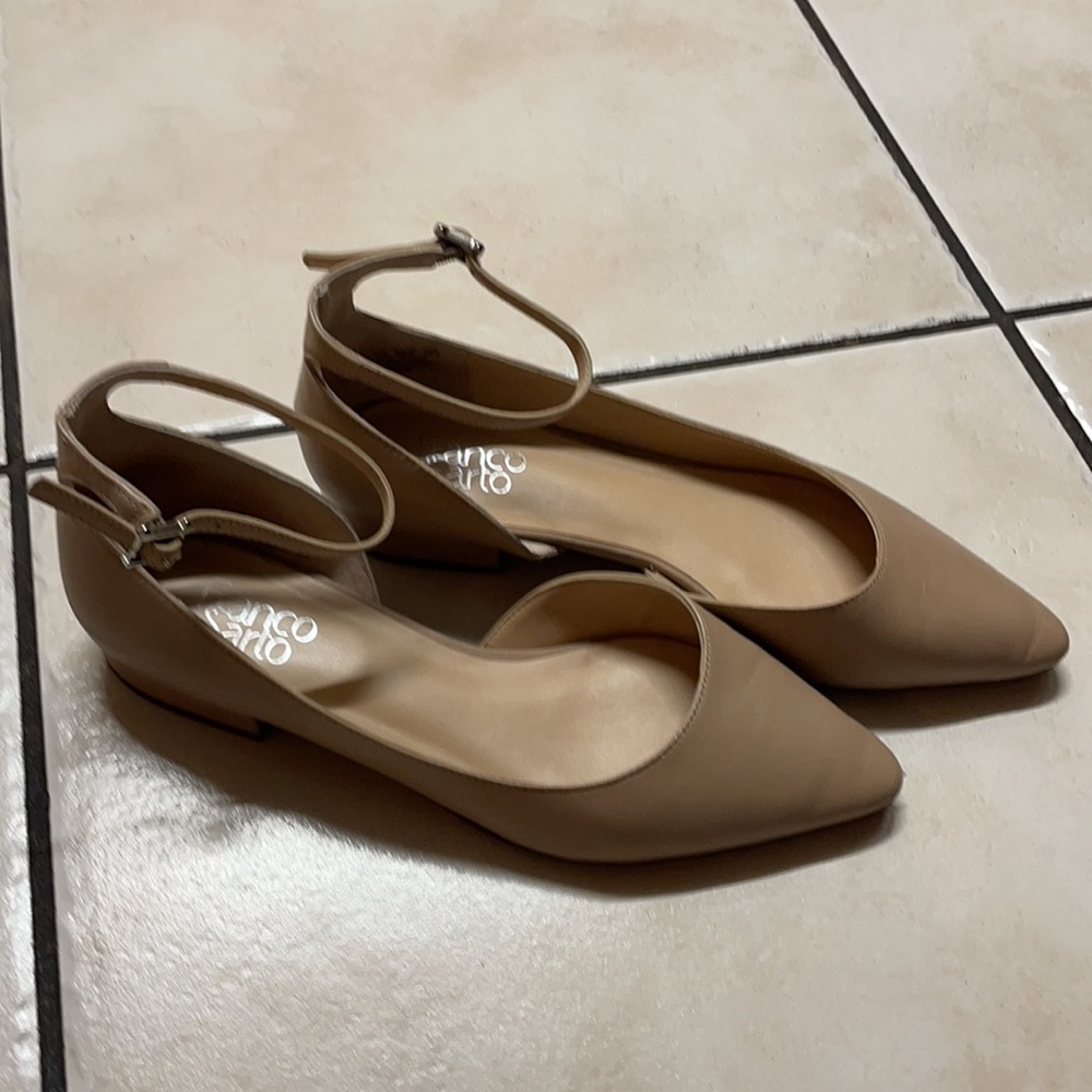 Shoes - Picture 2 of 3